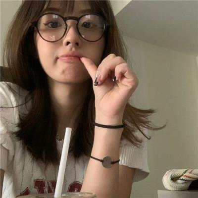 美女老板倒追我